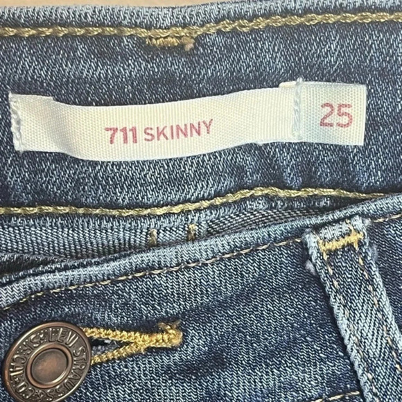 Levi 711 Skinny Distressed Women’s Jeans Raw Hem Classic Denim Size 25‎ - Picture 4 of 14